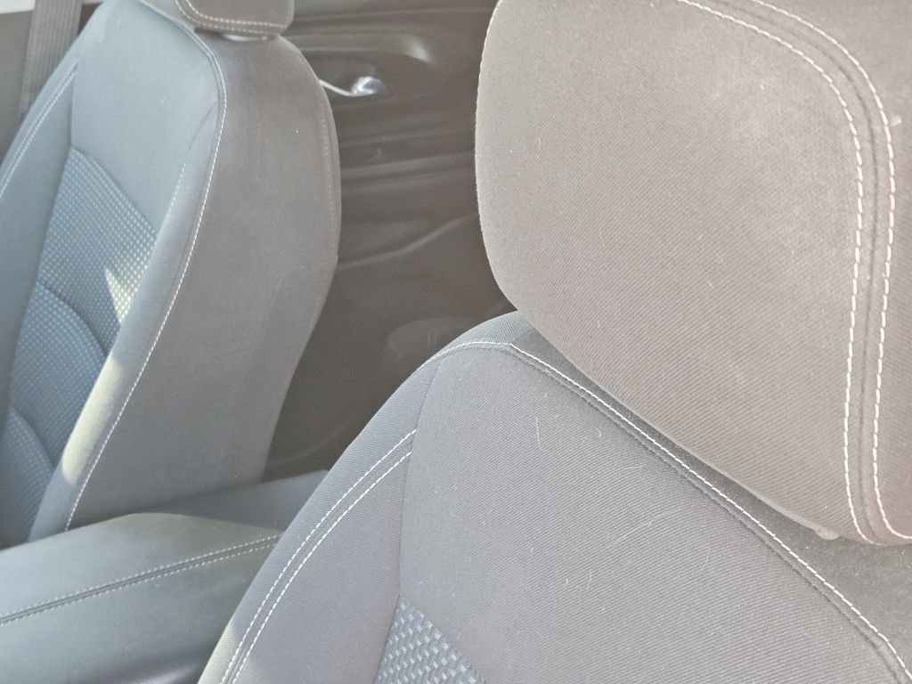 Used 2022 GMC Terrain SLE FWD image 25