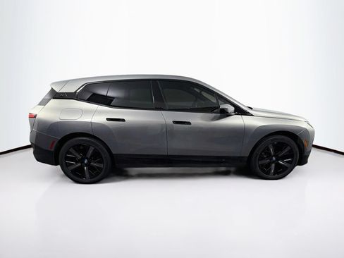 Used 2024 BMW iX xDrive50 w/ Premium Package AWD/4WD image 8
