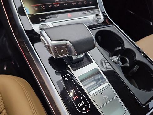 Used 2021 Audi Q7 3.0T Prestige w/ Prestige Package image 23