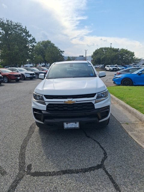 Used 2021 Chevrolet Colorado LT RWD image 2
