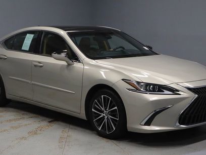 Used 2022 Lexus ES 350 w/ Premium Package