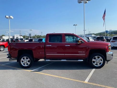 Used 2019 Chevrolet Silverado 2500 LTZ w/ Duramax Plus Package AWD/4WD image 6