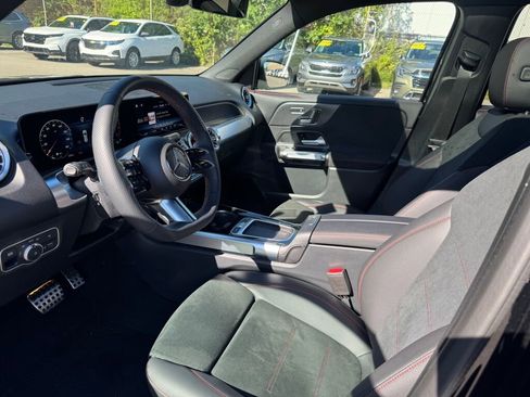 New 2025 Mercedes-Benz GLB 250 4MATIC image 10