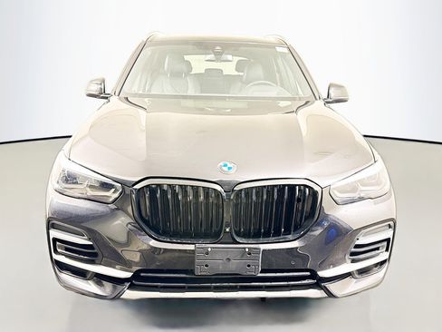 Used 2023 BMW X5 sDrive40i w/ Premium Package image 2