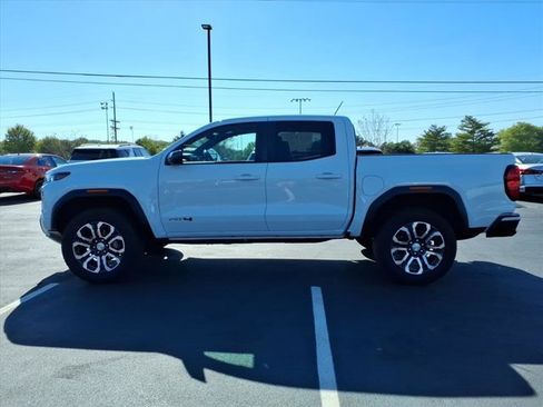 Used 2024 GMC Canyon AT4 w/ Canyon Safety Plus Package image 4