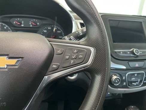 Used 2019 Chevrolet Equinox LS FWD image 7