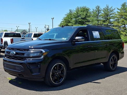 Used 2022 Ford Expedition Max Limited AWD/4WD image 3