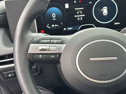 Used 2025 Hyundai Tucson SEL image 17