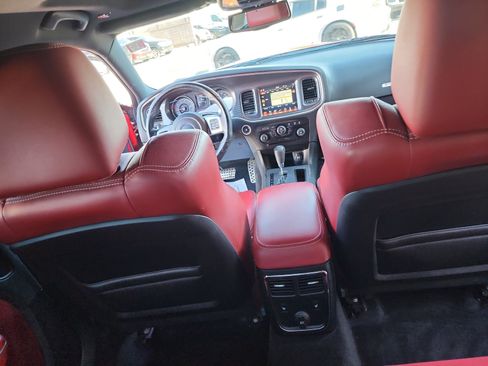 Used 2012 Dodge Charger SRT8 w/ Adaptive Cruise Control Group RWD image 29