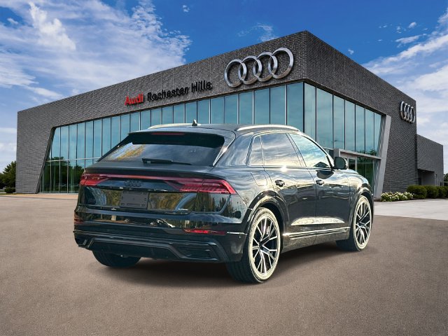 Used 2023 Audi Q8 Prestige AWD/4WD image 5