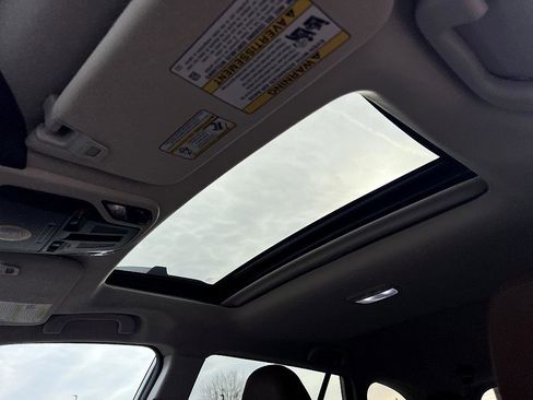 Used 2023 Subaru Outback Touring image 20