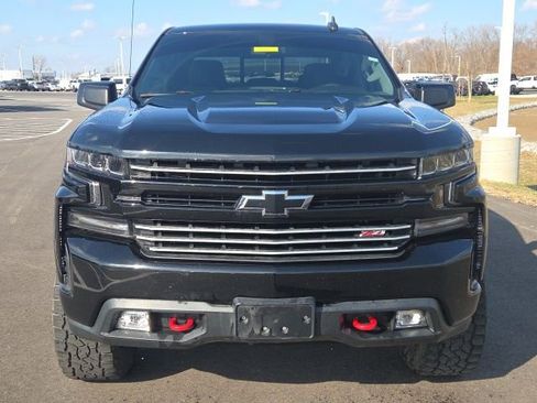 Used 2020 Chevrolet Silverado 1500 LT Trail Boss image 2