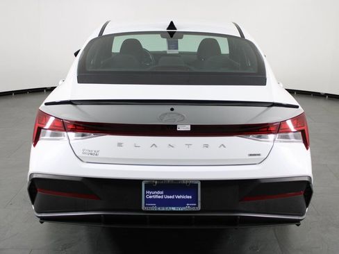 Certified 2025 Hyundai Elantra SEL image 10