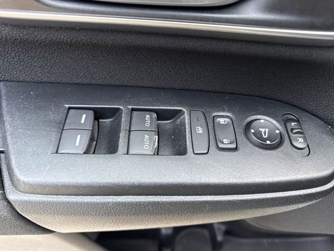 Used 2022 Honda CR-V EX image 15