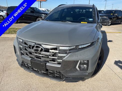 Used 2024 Hyundai Santa Cruz Night image 2