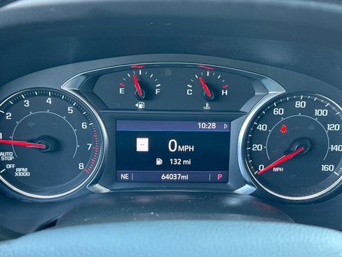 Used 2023 GMC Acadia SLT image 24