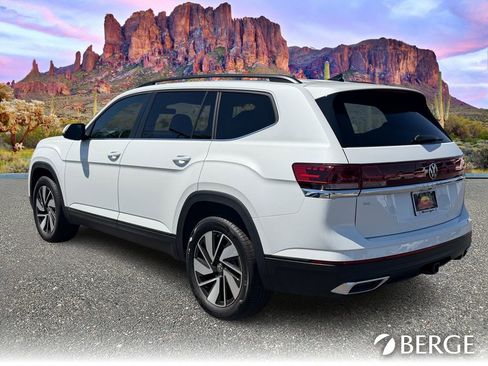 New 2026 Volkswagen Atlas SE FWD image 4
