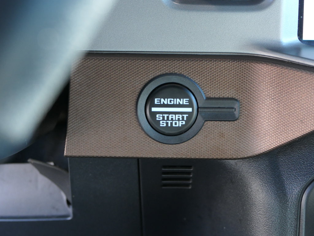 Used 2022 Ford Bronco Outer Banks w/ Sasquatch Package AWD/4WD image 16