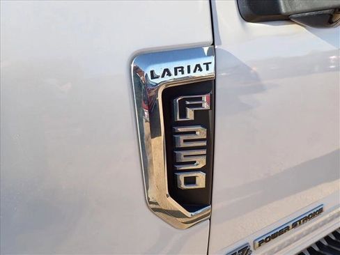 Used 2019 Ford F250 Lariat w/ Lariat Value Package image 7