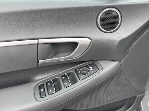 Used 2021 Hyundai Sonata SE image 5