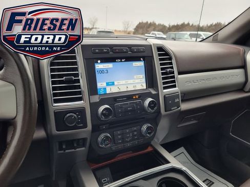 Used 2017 Ford F350 King Ranch w/ Tow Technology Bundle AWD/4WD image 21
