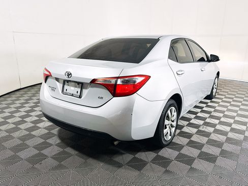 Used 2014 Toyota Corolla LE FWD image 3