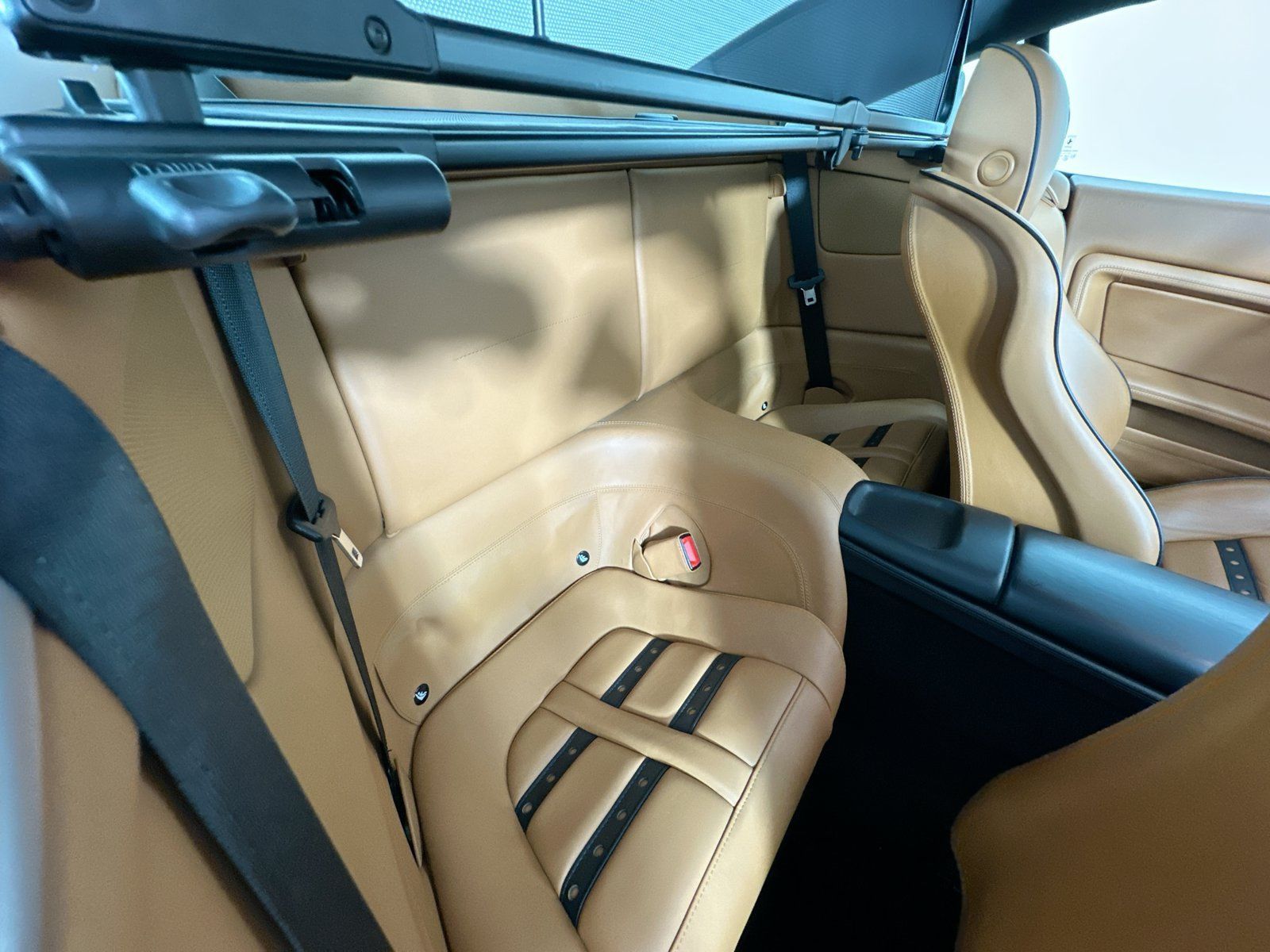 Used 2014 Ferrari California RWD image 41