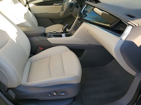 Used 2020 Cadillac XT6 Premium Luxury image 16