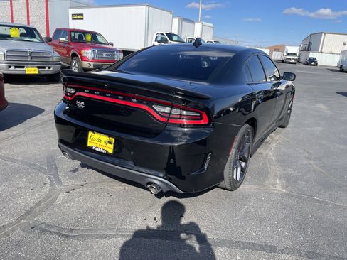 Used 2019 Dodge Charger GT w/ Plus Group image 8