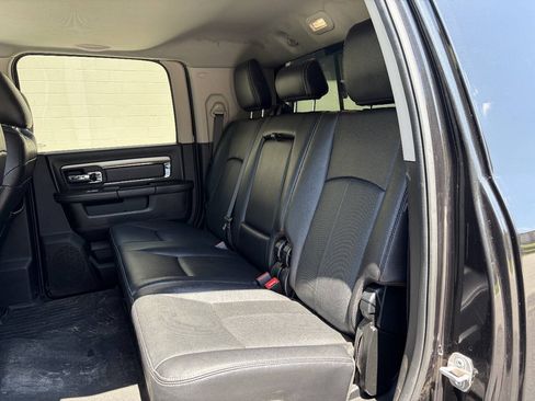 Used 2018 RAM 2500 Laramie w/ Sport Appearance Group AWD/4WD image 45