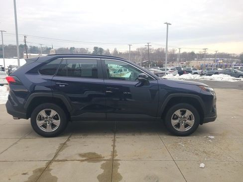 Used 2025 Toyota RAV4 XLE image 8