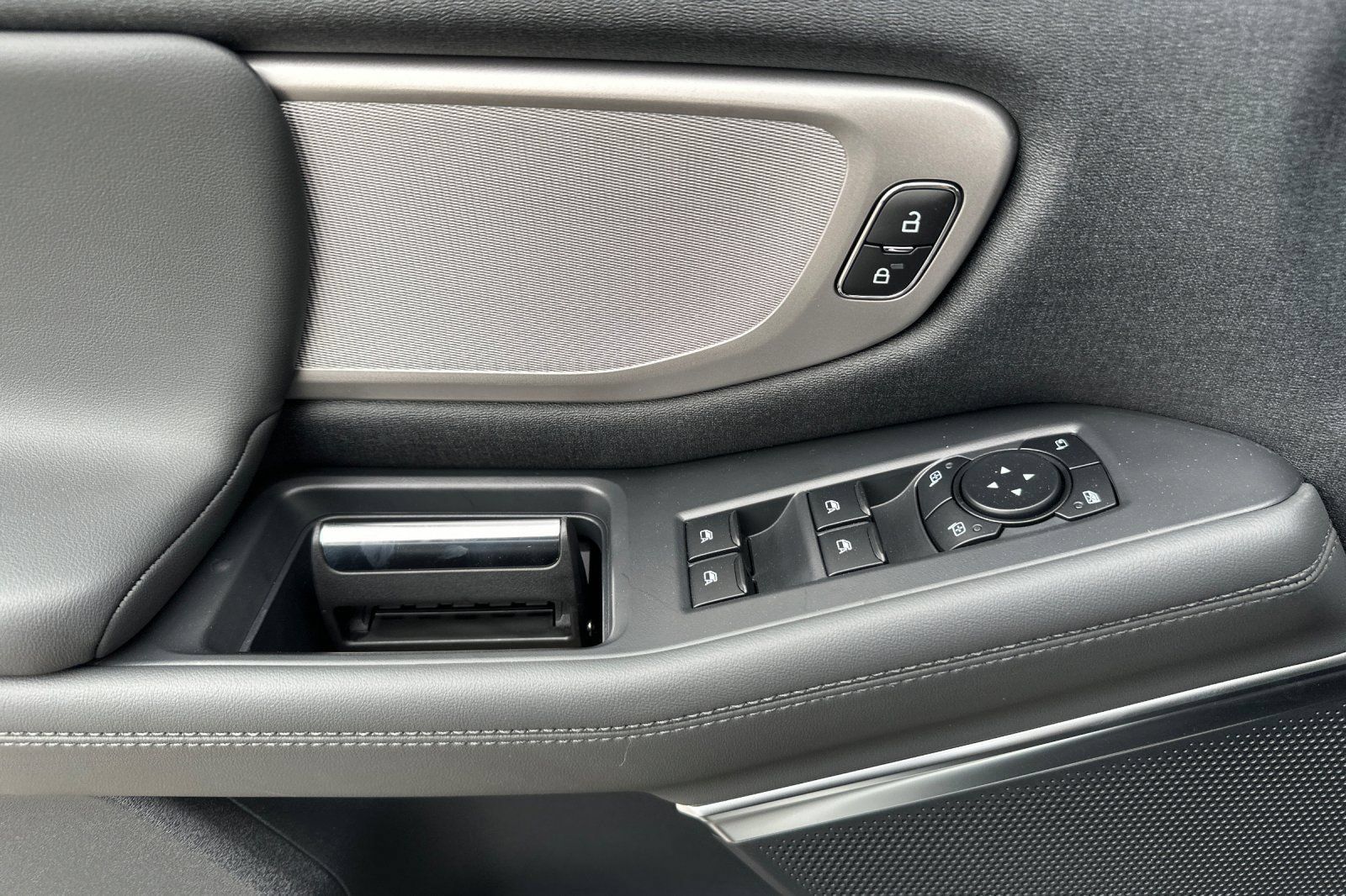 New 2027 Ford Expedition Active AWD/4WD image 11