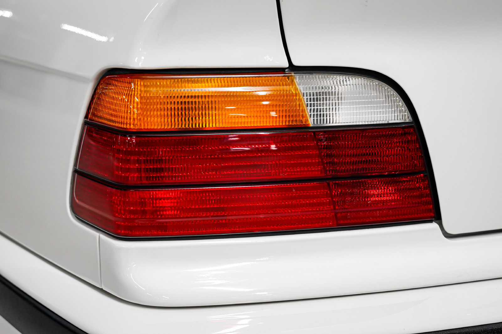 Used 1997 BMW M3 Coupe RWD image 33