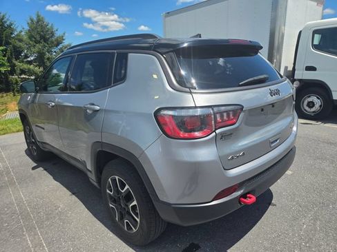 Used 2020 Jeep Compass Trailhawk AWD/4WD image 12