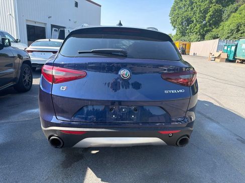 Used 2019 Alfa Romeo Stelvio Sport w/ Quick Order Package 22J Sport AWD/4WD image 5