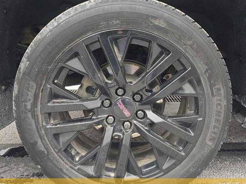 Used 2024 GMC Sierra 1500 Denali w/ Denali Reserve Package image 7