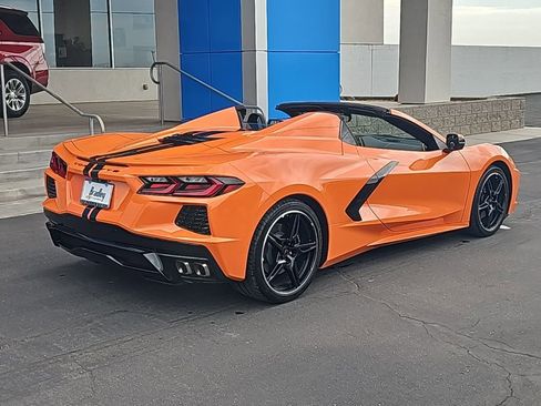 Used 2023 Chevrolet Corvette Stingray Preferred Conv w/ 2LT image 3