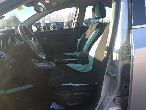 Used 2014 Chevrolet Cruze LT image 13
