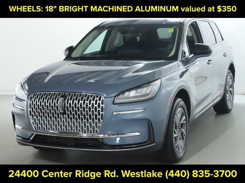 Used 2024 Lincoln Corsair AWD image 4