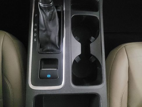 Used 2018 Ford Escape SEL image 26