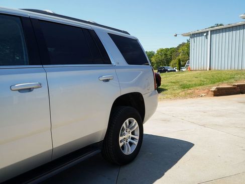 Used 2018 Chevrolet Tahoe LT image 15