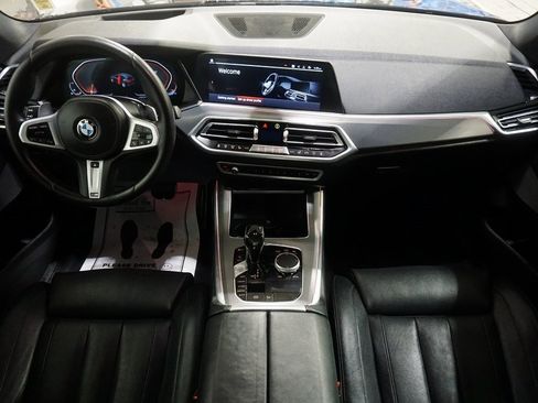 Used 2019 BMW X5 xDrive50i w/ M Sport Package image 33