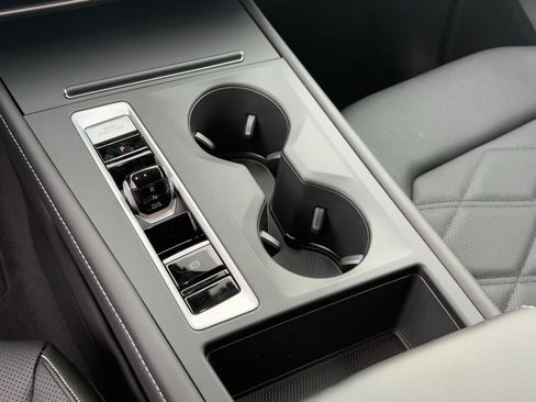 New 2026 Volkswagen Atlas SE image 17