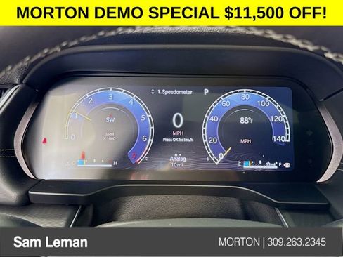 New 2025 Jeep Grand Cherokee Altitude image 12