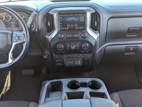 Used 2021 Chevrolet Silverado 1500 RST image 17