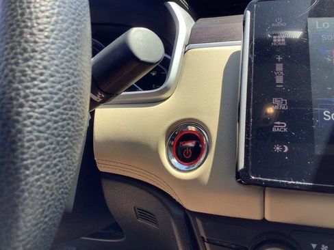 Used 2019 Honda Clarity Plug-In Hybrid image 16