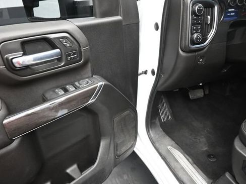 Used 2023 Chevrolet Silverado 2500 LTZ AWD/4WD image 8
