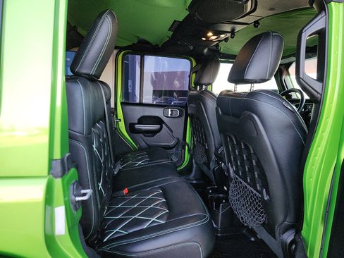 Used 2019 Jeep Wrangler Unlimited Rubicon image 14