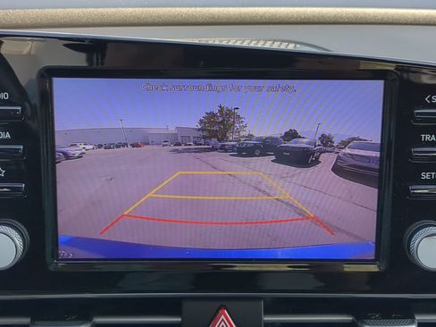 Used 2022 Hyundai Elantra SEL w/ Convenience + Premium Package FWD image 26