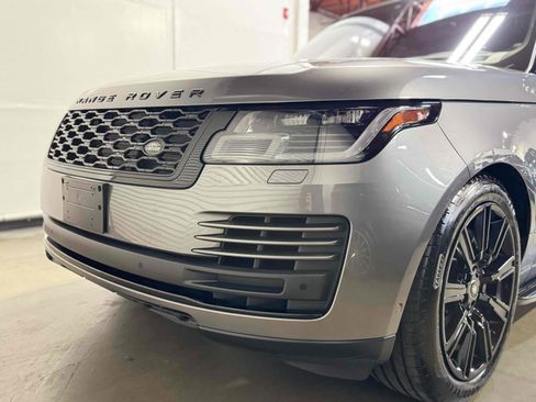 Used 2019 Land Rover Range Rover HSE image 34